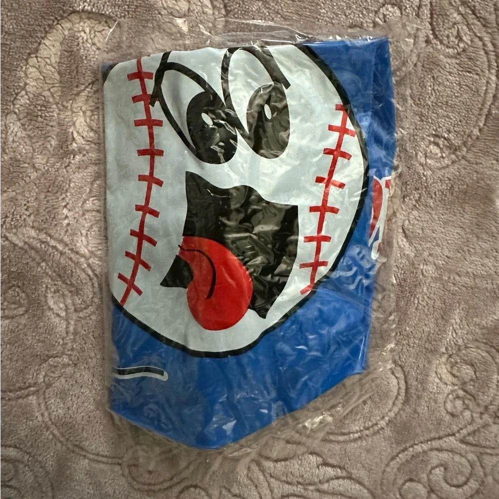 inflatable bat - Picture 1 of 2